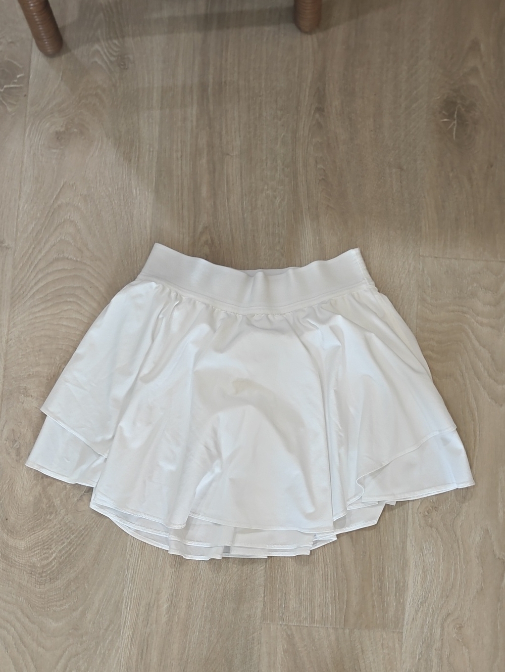 lululemon athletica White Layered Mini Skirt || Size Small